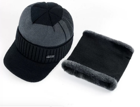 Beaniemuts met colsjaal in style – blijf warm in de koude winterdagen – voor alle buitenactiviteiten in de winter – met zonneklep